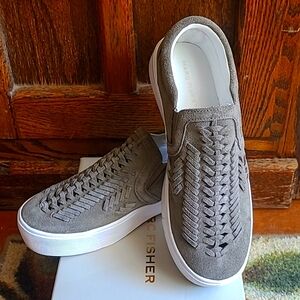 Marc Fisher Dex8e 2 Sneakers with Woven Design Size 6